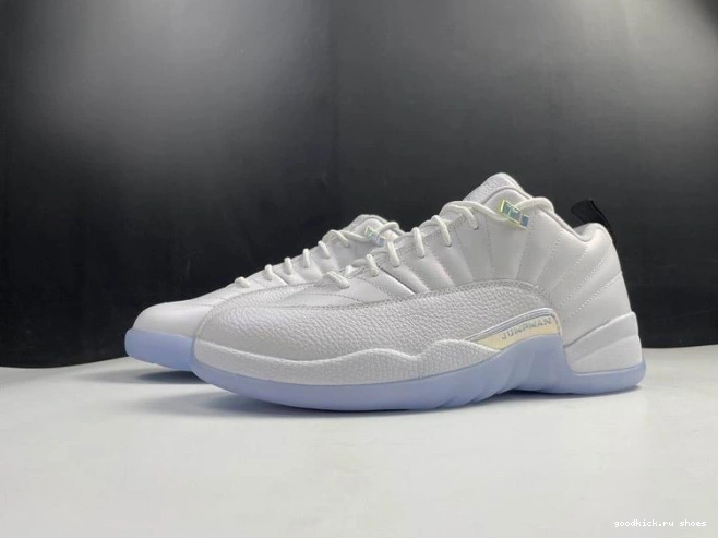 RETRO JORDAN LOW DB0733-190 (2021) 12 AIR EASTER 0712